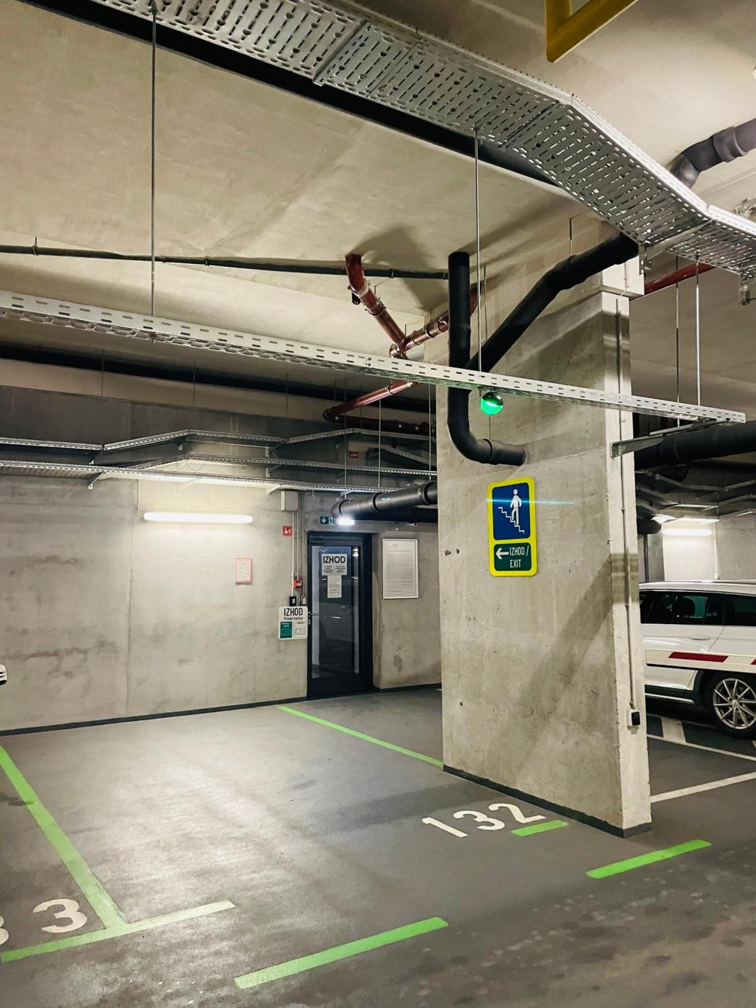 Finna New Apartment In Center Of Ljubljana Free Parking Exterior photo